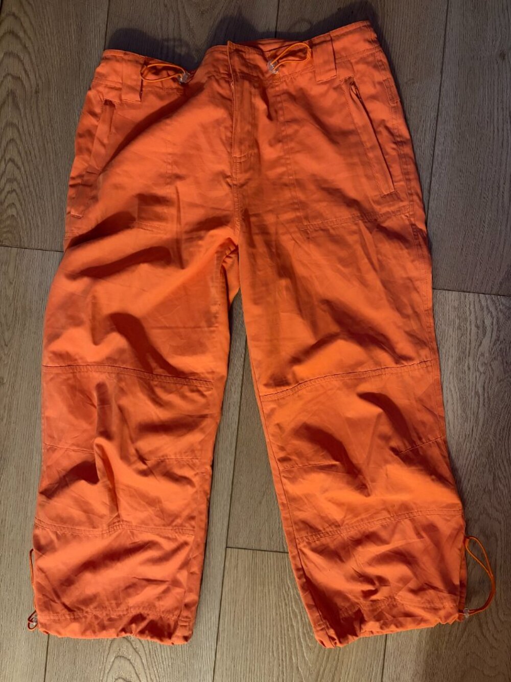 Tögo Bright Y2K Orange Cropped Utility Cargo Pants Adjustable Hem – Size Medium